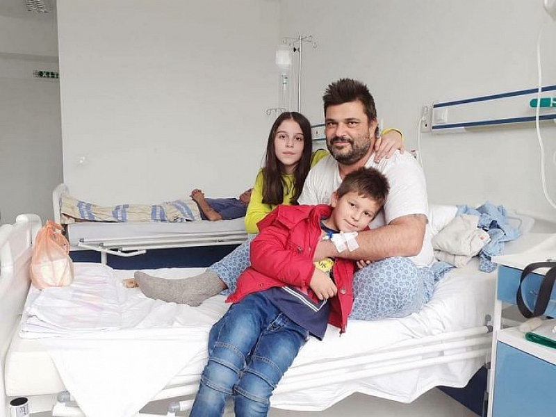 48 годишния Светлозар Дончев който е самотен баща на две деца