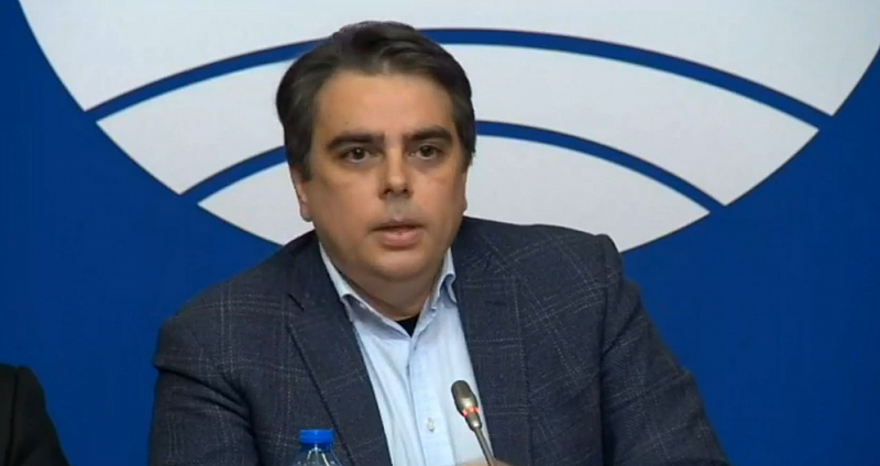 Асен Василев посочи че е ключово че той и партньорите