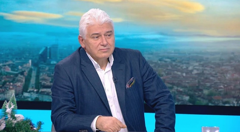 Според конституционалистът проф Пламен Киров в момента се печели време Или