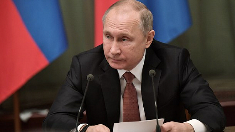В петък 13 май руският президент Владимир Путин проведе среща