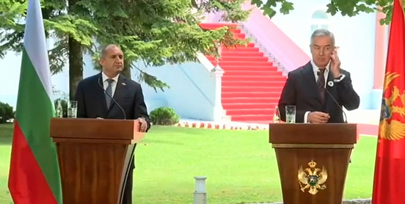 При вчерашната среща между двамата българският държавен глава заяви категорична