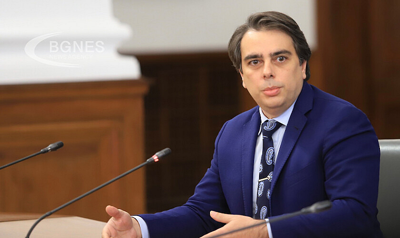 Това заяви финансовият министър в оставка Асен Василев в отговор