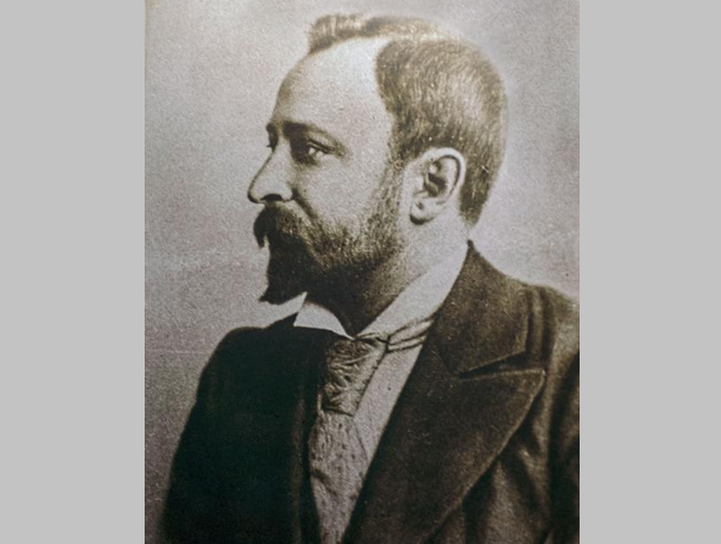 Алеко Константинов е роден през 1863 г в Свищов –