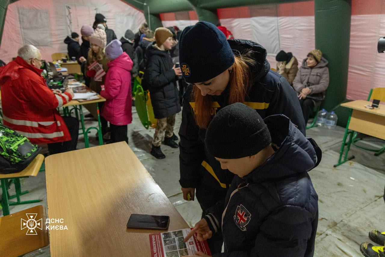 През последните 24 часа в столицата редовно са звучали сирени