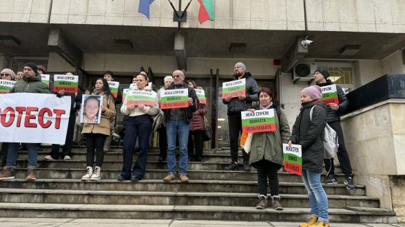 Отделно от този случай по рано при друг тежък пътен