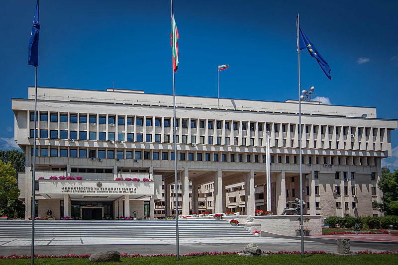 При необходимост от съдействие българските граждани в Ливанската република могат