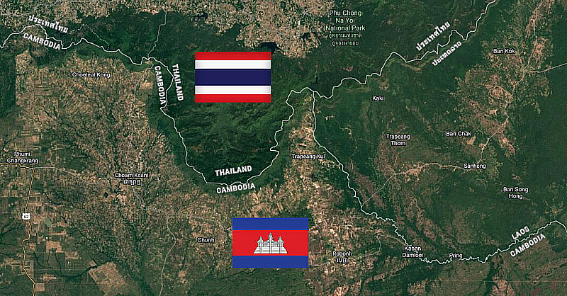 Двете страни се обвиниха взаимно за започване на атаките в