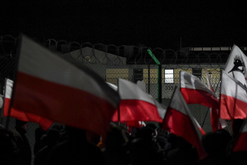 Еволюция или революция Въпросът който се задава днес в Полша