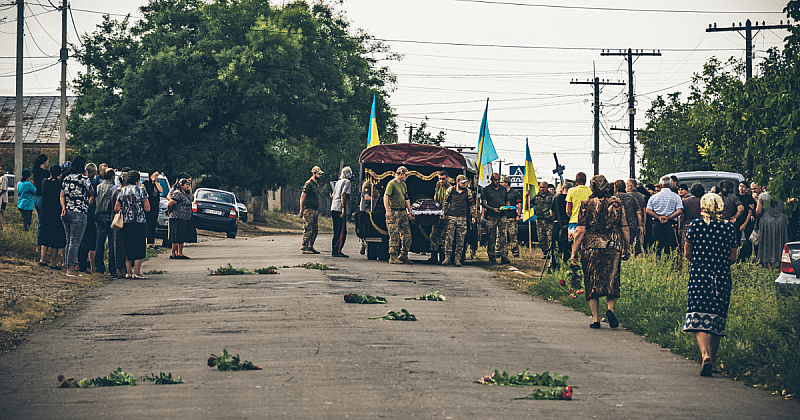 Затова трябва ги знаем почитаме и помним Колко украински българи дадоха