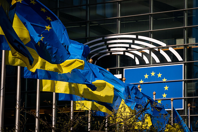 Зад кулисите дипломати от ЕС и от Киев работят интензивно