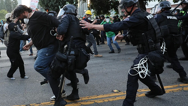 Вчера администрацията на Тръмп нареди на американски морски пехотинци да