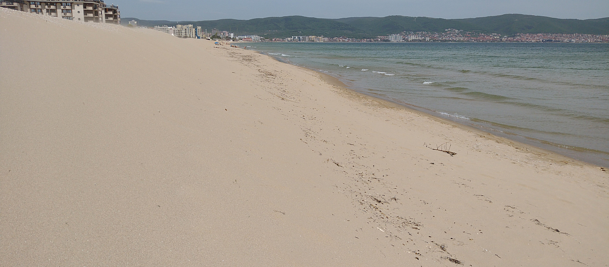 Общо 100 са неохраняемите плажове по Черноморието От тях за