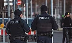 Загинал и тежко ранени при взрив в пешеходен мост в Германия