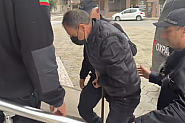 Парична гаранция за още един от обвиняемите за нелегална цигарена фабрика