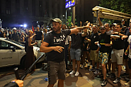 Протестите в Сърбия не стихват: Сблъсъци между демонстранти и полиция