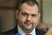 Делян Пеевски: Президентът се опита да свали шефката на парламента Рая Назарян