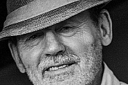 Писателят Недялко Славов: Влизаме в месеца на Разпятието му… 2000 г. по-късно омразата е жива и планетарна