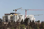 Израел започва строежа на нови незаконни селища в Газа и Западния бряг