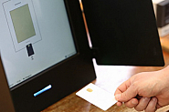 Показват програмата за компютърната обработка на данните от изборите