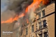 Голям пожар в Манхатън: Евакуирани са жители на шестетажна сграда