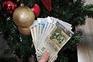 Решено: отпускат 120 лв. коледна добавка за най-бедните пенсионери
