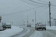 Снегът и зимата настъпват по пътища, проходи, градове и паланки