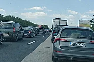 Километрични тапи на АМ „Тракия“: Колите пълзят с 5–10 км/ч