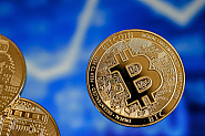 Биткойнът счупи рекорд, надхвърли 124 000 долара
