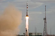 Астронавти на НАСА и „Роскосмос“ излетяха към Международната космическа станция