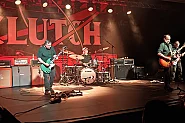 Рок проповед в дъждовна София: Clutch за пръв път в България