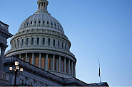 Политическо примирие във Вашингтон: Конгресът постигна сделка в последния момент