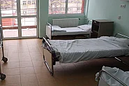 340 болници, 426 млн. евро дългове и система, която се бори за оцеляване
