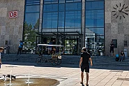 Прибраха в психиатрия мъж, пробол фатално британка в Германия