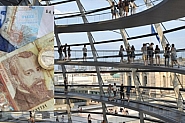 Важна новина за българите в Германия и пенсията в България