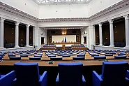 Депутатите няма да излизат във ваканция по време на избори