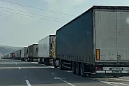 Българските граници отново под обсада: Превозвачи затвориха пунктовете към Сърбия и РСМ