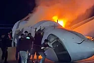 Самолетът на милиардера Уорън Бъфет падна на магистрала, има загинали