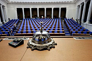 Парламентът решава дали МС и ДАНС ще контролират кой да купи „Лукойл