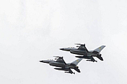 Американски генерал: Украинските пилоти на F-16 промениха правилата на играта в небето