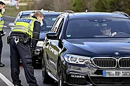 Германия удължава проверките по сухопътните си граници поне до септември