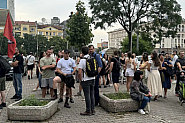 Младите медици излизат на протест