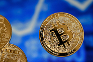 Биткойнът минава $120К: Централни банки започват да го разглеждат като резервен актив