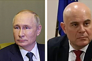 Интервюта: Какво става, когато комплексът за малоценност срещне копнежа за власт?
