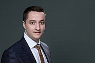 Божанков: Слави Трифонов е машина на времето