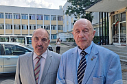 Малко бежанци, много – и нескопосан – PR