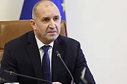ЕК започва процедура по дефицит срещу България, кабинетът говори за доверие