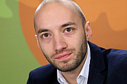 Димитър Ганев: Няма паралел между кандидатурите на Хекимян и Цецка Цачева