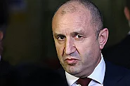 Код „преговори“: Как Румен Радев видя дипломацията през годините