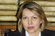 Проф. Мария Славова: Чрез конституцията, управляващите направиха несръчен маньовър да останат на власт, с цената на всичко
