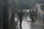 Бедственото положение в Батак и Пещера остава в сила